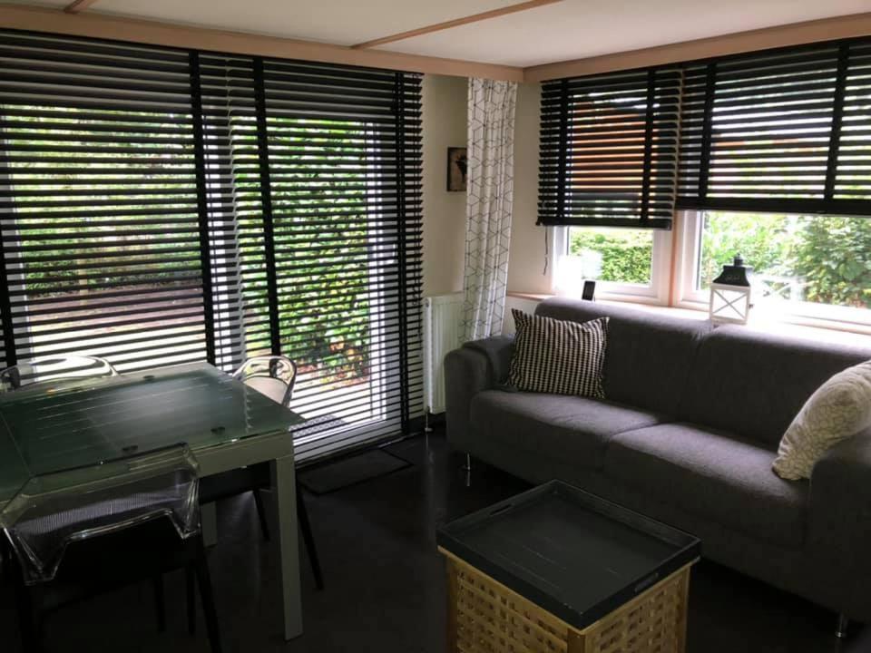 Chalet 4-5 Pers In Epe F16 Van Alle Gemakken Voorzien Max Aantal Volwassenen Is 4 Kültér fotó